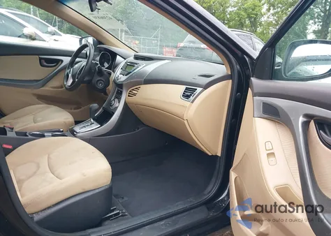 2012 Hyundai Elantra Gls (Ulsan Plant) z USA, uszkodzony, nr VIN KMHDH4AE1CU207971